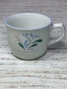 Yamaka Fascino Stoneware White Coffee Cup Blue Green Floral Design 3.5”